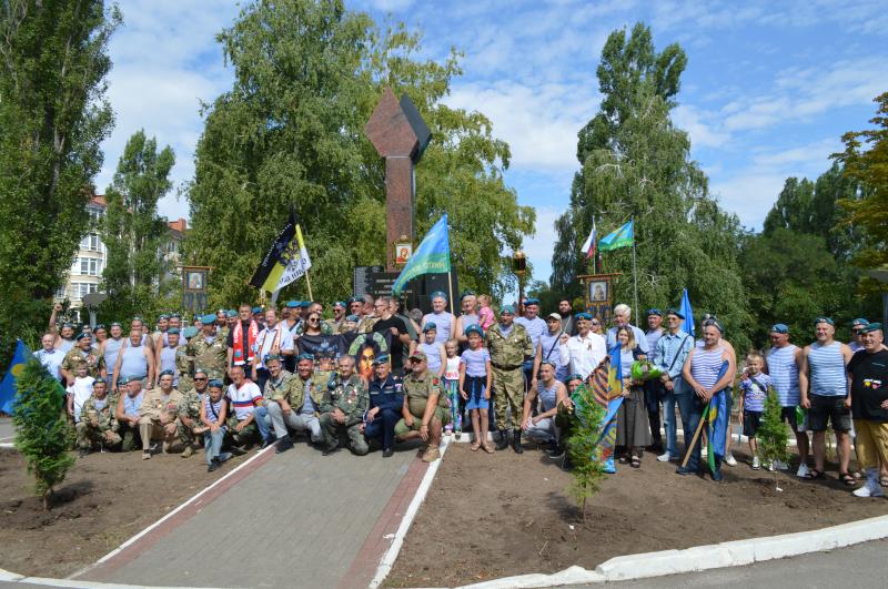 В городе Балаково прошли мероприятия, посвященные Дню Воздушно-десантных войск